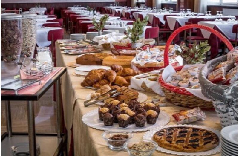 5Miglia Hotel & Spa Ривизондоли Экстерьер фото